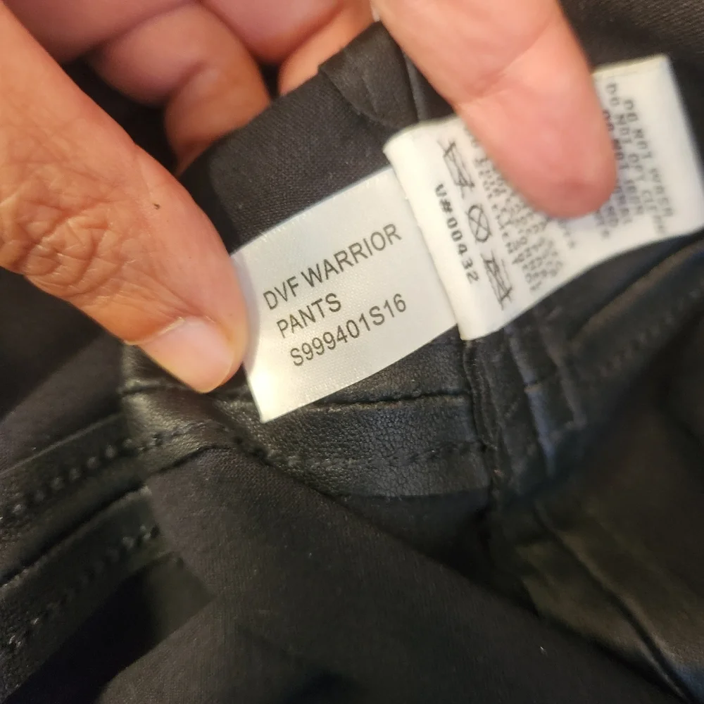 Diane Von Furstenberg Lamb leather Warrior Pants NWOT size 2